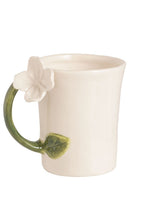 Load image into Gallery viewer, floral handle mug