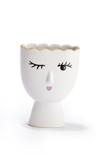 Load image into Gallery viewer, vase - wink