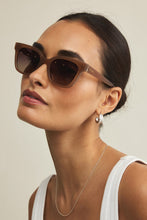 Load image into Gallery viewer, sunglasses - high tide