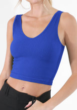 Load image into Gallery viewer, reversible rib crop top