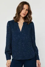 Load image into Gallery viewer, floral jacquard blouse