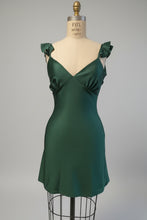 Load image into Gallery viewer, dress