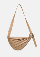 Load image into Gallery viewer, pleated sling bag
