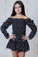 Load image into Gallery viewer, tween floral smocked blouse