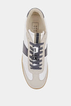 Load image into Gallery viewer, black stripe sneaker
