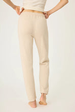 Load image into Gallery viewer, boucle heart jogger