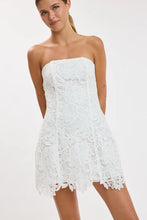 Load image into Gallery viewer, embroiderd lace strapless dress