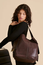 Load image into Gallery viewer, pocket strap tote