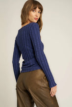 Load image into Gallery viewer, ruched long sleeve boat neck top