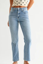 Load image into Gallery viewer, women slim crop bootcut jean