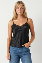Load image into Gallery viewer, v neck lace trim cami