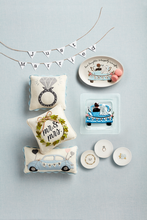 Load image into Gallery viewer, oval mr + mrs plate