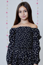 Load image into Gallery viewer, tween floral smocked blouse