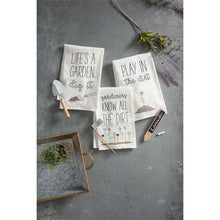 Load image into Gallery viewer, gardener towel & tool set