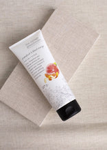 Load image into Gallery viewer, Salt scrub