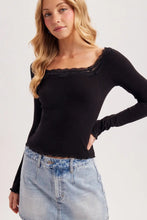 Load image into Gallery viewer, lace trim boat neck reversible top
