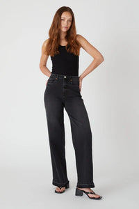 washed straight jean
