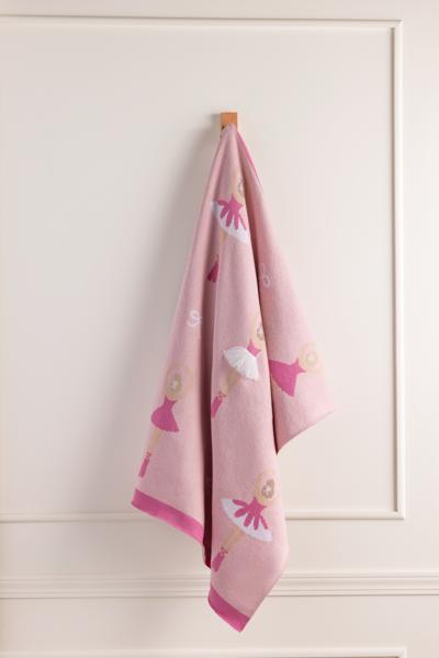 knit ballerina blanket