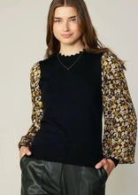 Load image into Gallery viewer, floral contrast sleeve sweater
