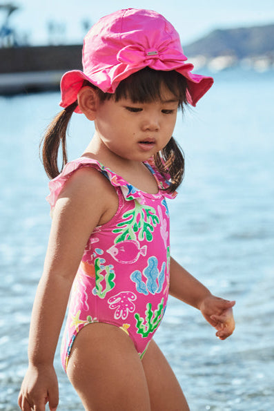 mini girl sea swimsuit