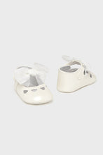 Load image into Gallery viewer, baby mary janes
