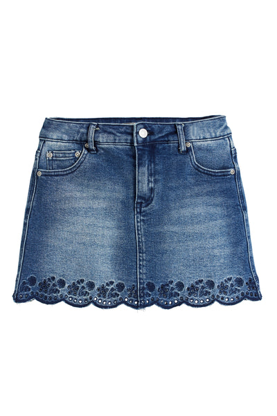 girls embroidered hem shorts
