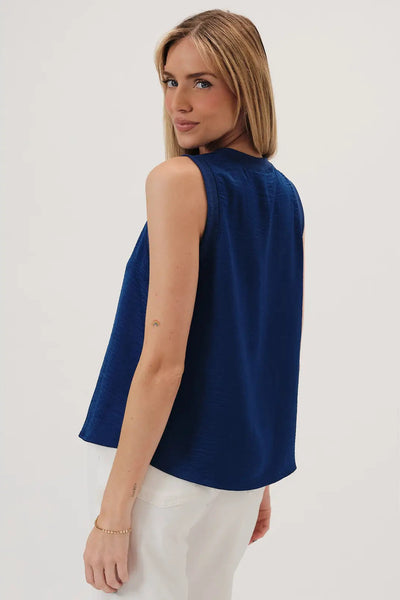 crew neck satin sleeveless blouse