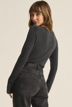 Load image into Gallery viewer, crew neck thermal top
