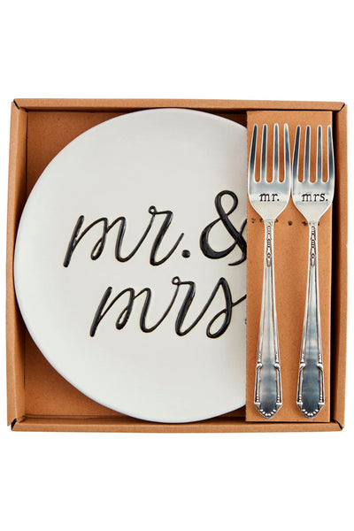 mr + mrs cake plate
