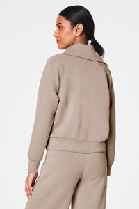 air essentials 1/2 zip top