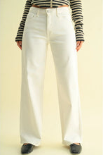 Load image into Gallery viewer, midrise slim wide leg jean
