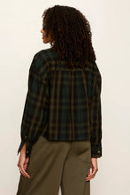 Load image into Gallery viewer, plaid flannel shirt
