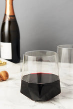 Load image into Gallery viewer, 2 faceted wine glasses
