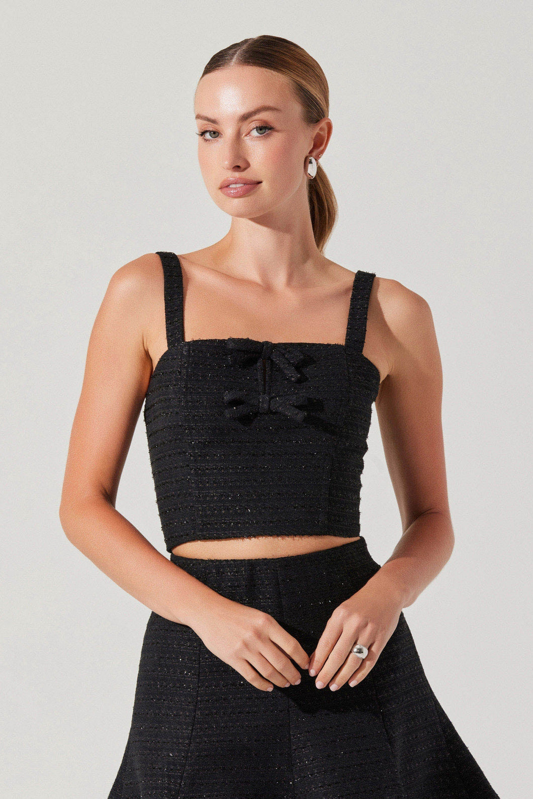 bows boucle strap top