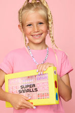 Load image into Gallery viewer, girls heartfelt press on nails
