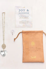 Load image into Gallery viewer, pocket crystal suncatcher angel wings
