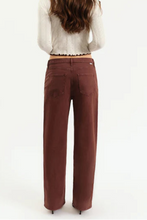 Load image into Gallery viewer, slouch jean
