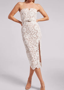  strapless lace dress