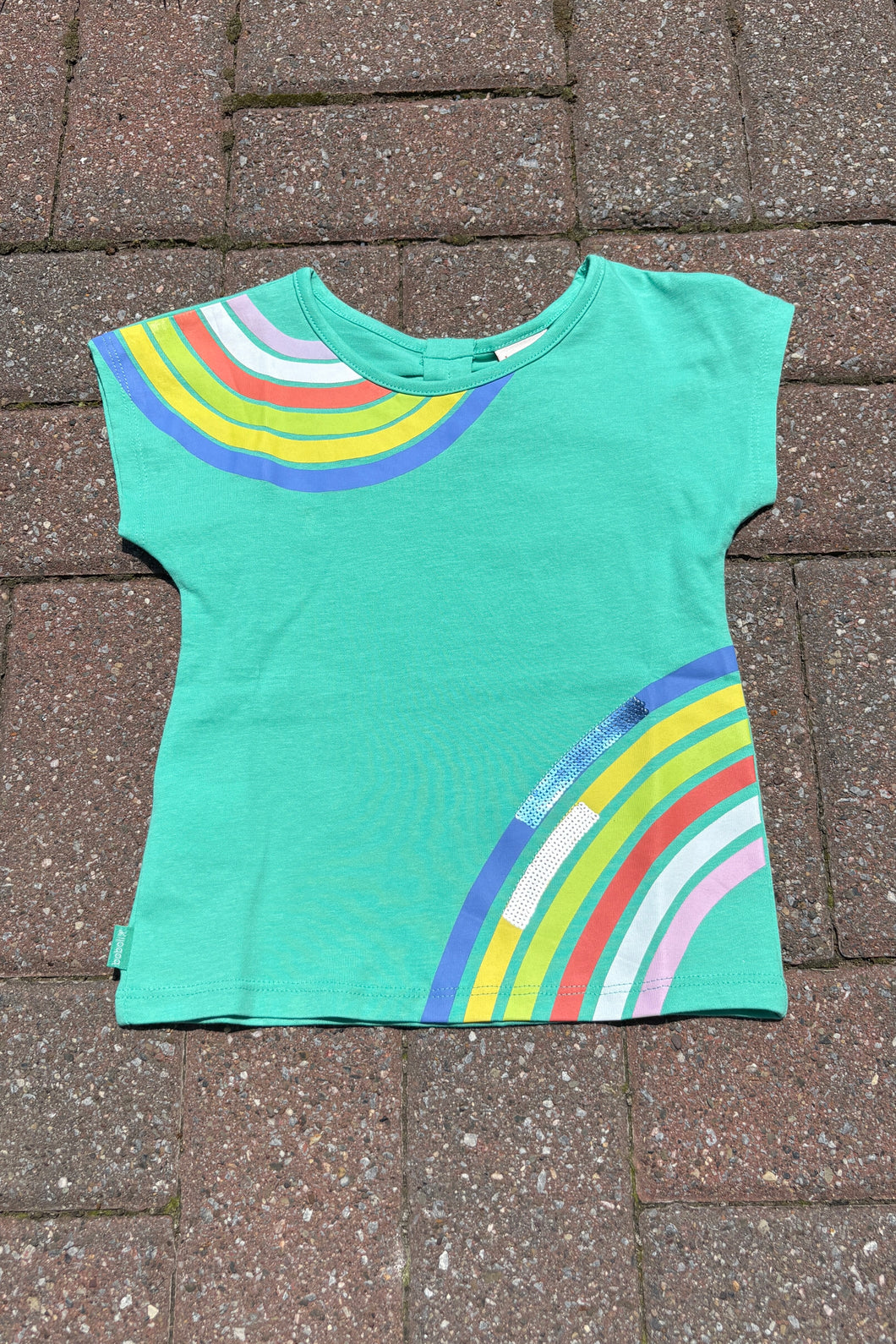 girls rainbow tee