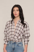 Load image into Gallery viewer, plaid twist hem shirt

