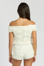 Load image into Gallery viewer, rosette off shoulder top
