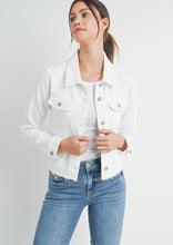Load image into Gallery viewer, fitted denim jacket with fray
