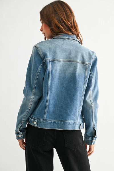 relaxed classic denim jacket
