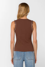 Load image into Gallery viewer, grommet sleeve rib tee
