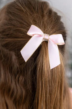 Load image into Gallery viewer, girls satin bow clip
