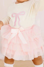 Load image into Gallery viewer, baby bow patch onesie
