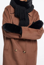 Load image into Gallery viewer, Faux Fur Mittens
