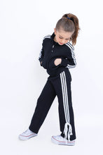 Load image into Gallery viewer, girls relaxed bow trackpant
