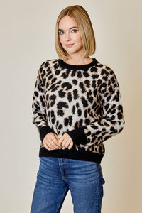 leo crew sweater