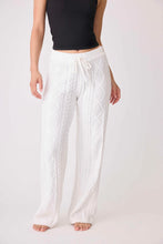 Load image into Gallery viewer, cozy cable crew pant
